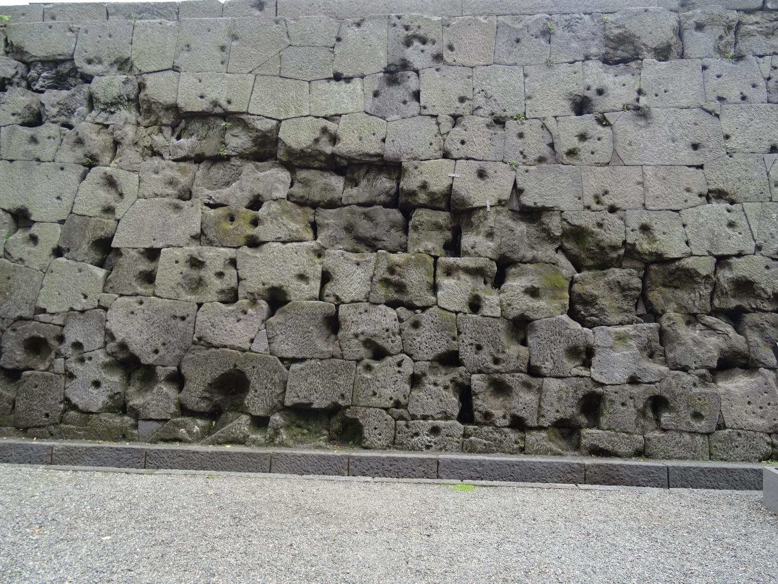 Tsurumaru Castle Ruins(Goromon Gate)-8