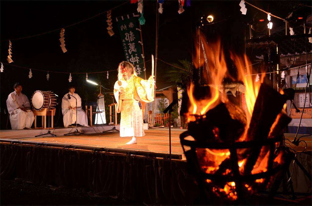 都萬神社　秋の例大祭『神楽奉納』-1