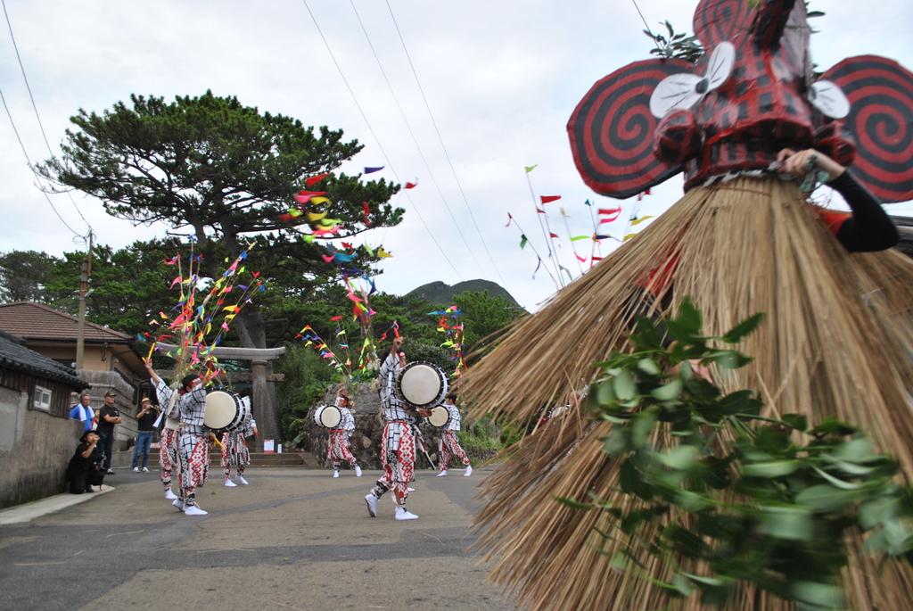 硫黄島八朔太鼓踊り-0