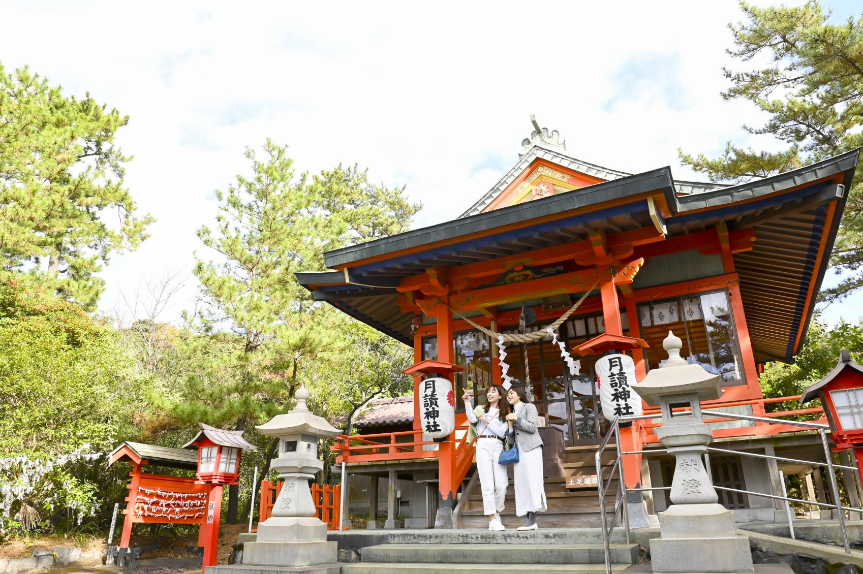 Tsukiyomi Shrine-1