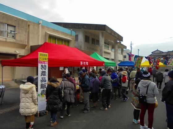 高山漁協朝どれ市-2