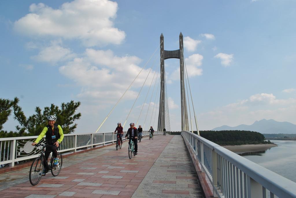 自由自在暢遊絕景穿越歷史街道-1