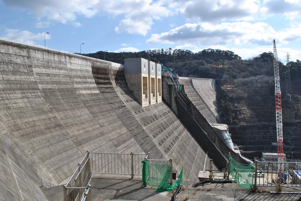 Learn about and experience a giant dam!-7