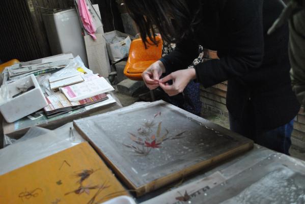 Make Japanese paper with an ancient, traditional method-3