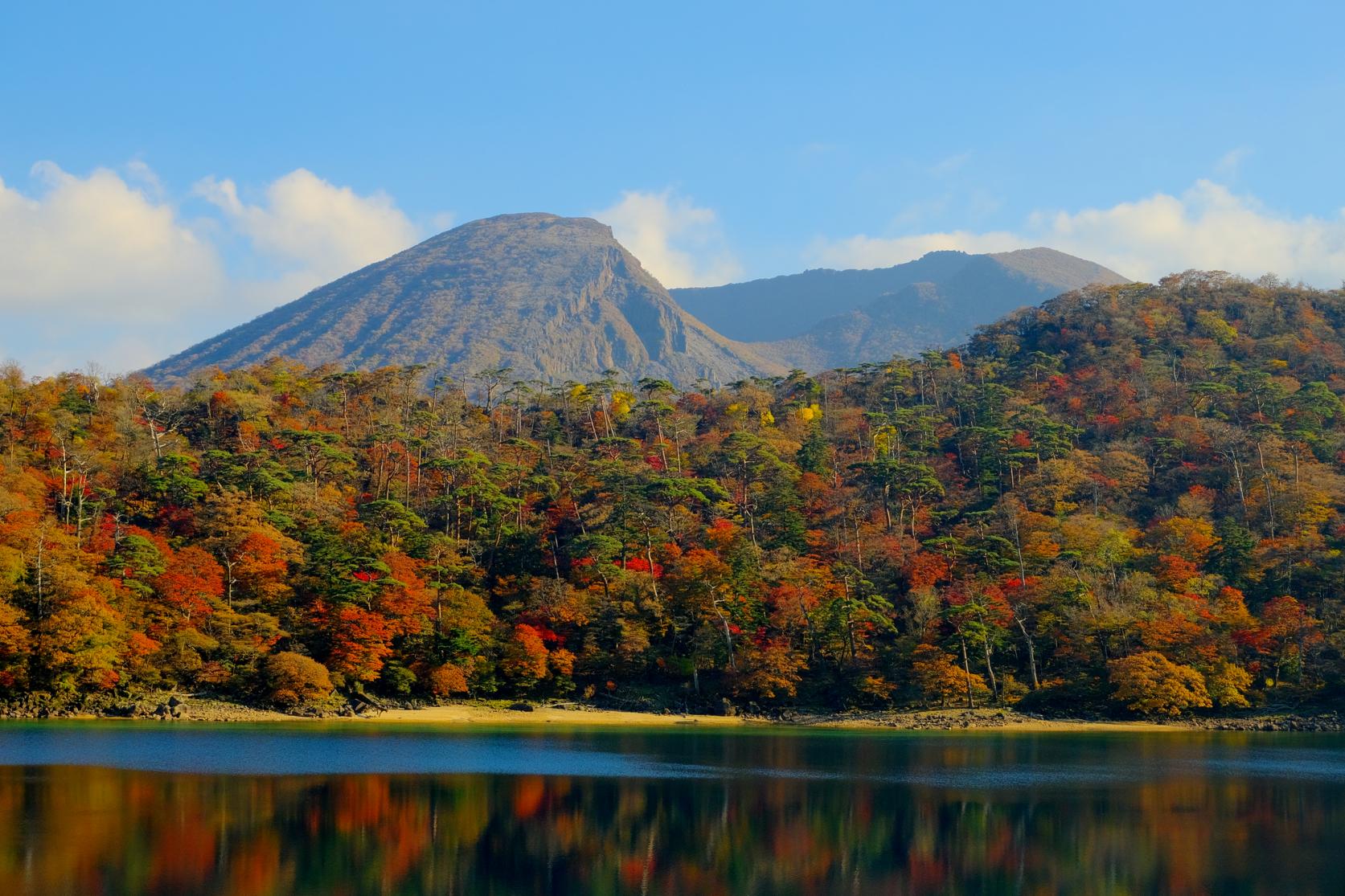 虾野高原 环游火山口湖-1
