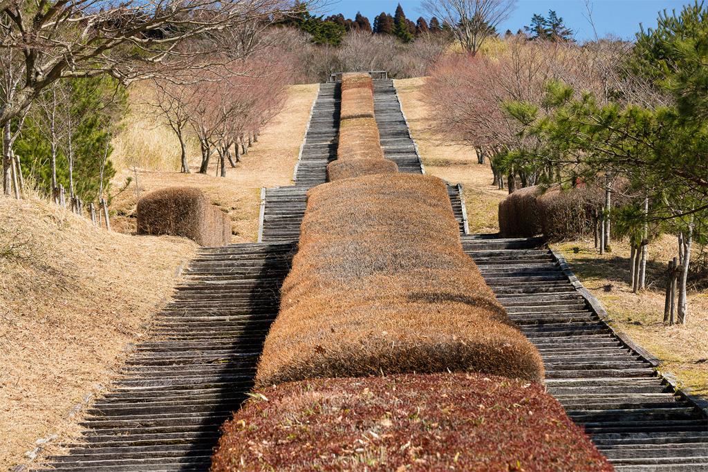 栗野岳枕木台階-4