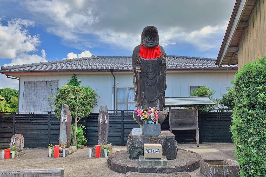 八坂神社（日本一のお地蔵様）-1