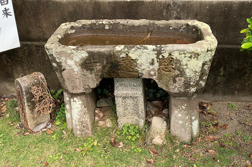 慈遠寺跡（八坂神社内）-1