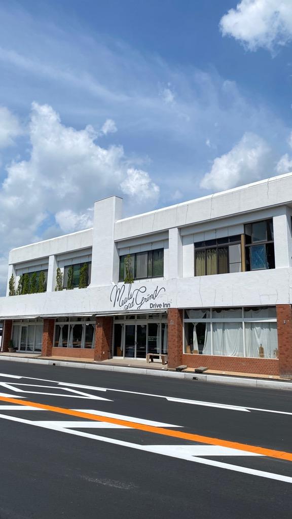 Meals and Grind / Drive Inn-1