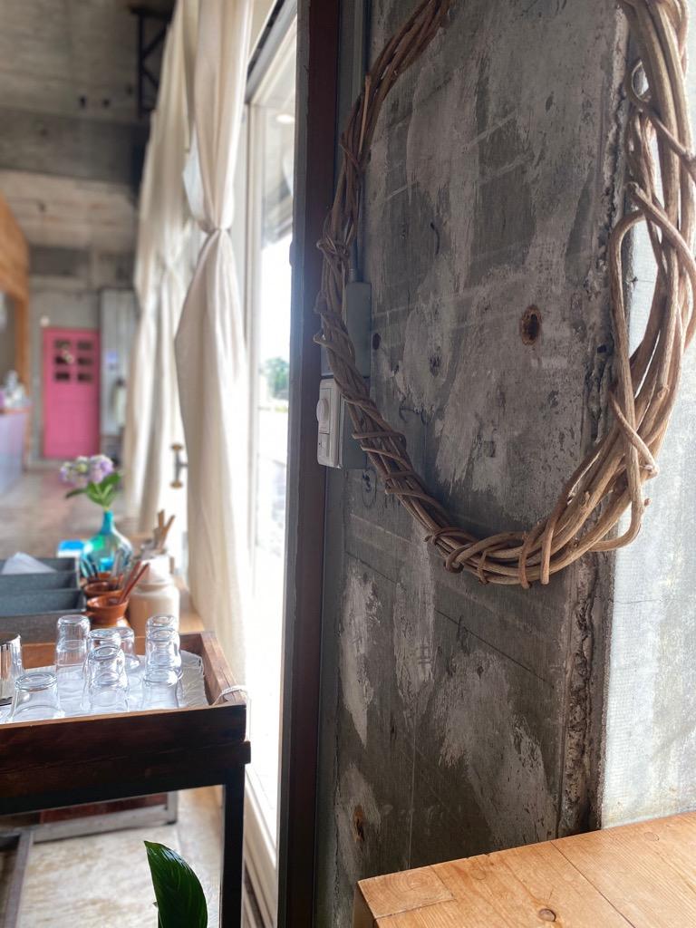 Meals and Grind / Drive Inn-7