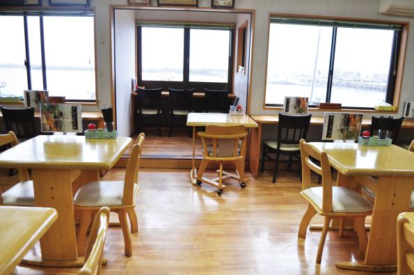 Minato Shokudo Harbour Restaurant-2