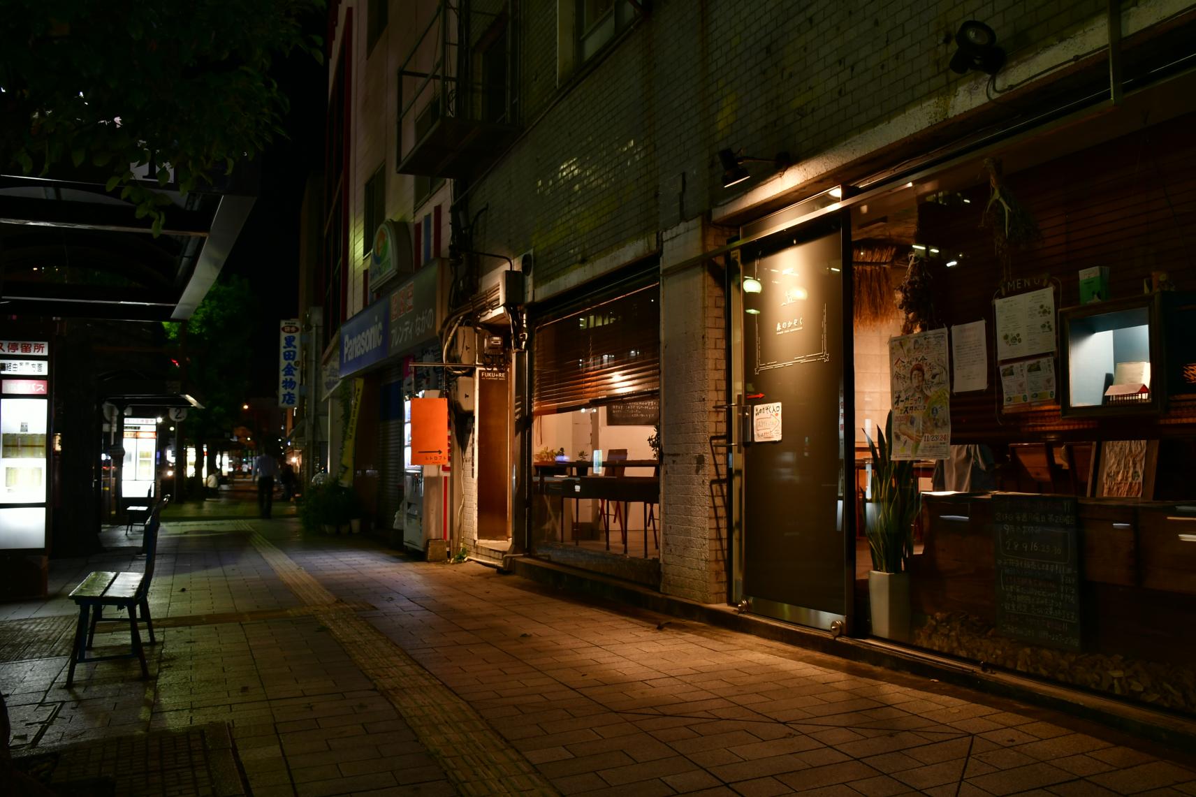 名山堀（路地裏のレストラン）-6