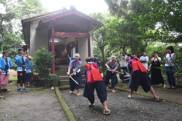 高須町祇園祭・刀舞-1