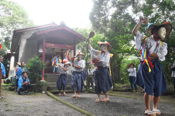 高須町祇園祭・刀舞-3