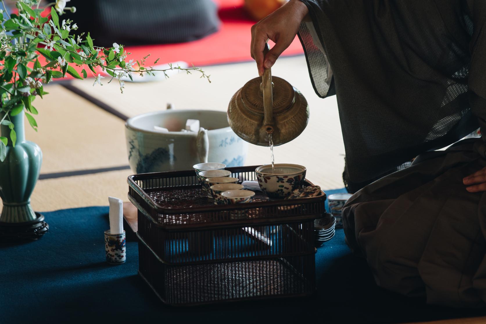 “煎茶会”与“宴席舞”-8