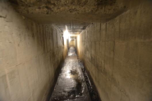 串良基地跡の地下壕第一電信室-1