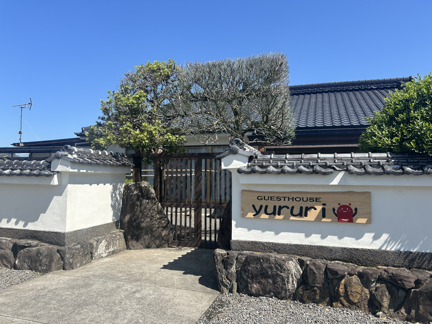 guesthouse-yururi-1