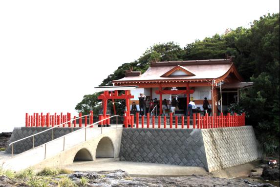 Kamafuta Shrine / 釜蓋神社1
