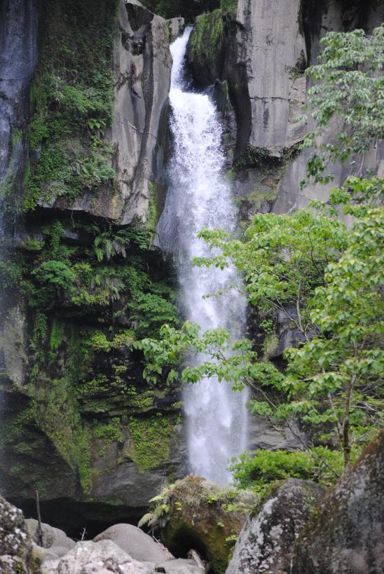 Inukai-no-taki Falls / 犬飼の滝